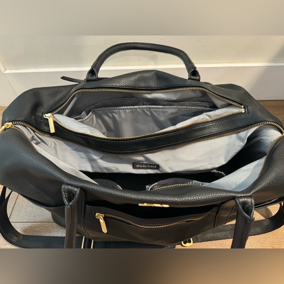 LIKE NEW ✨ Freshly Picked Classic Weekender - Ebony - Picture 4 of 7